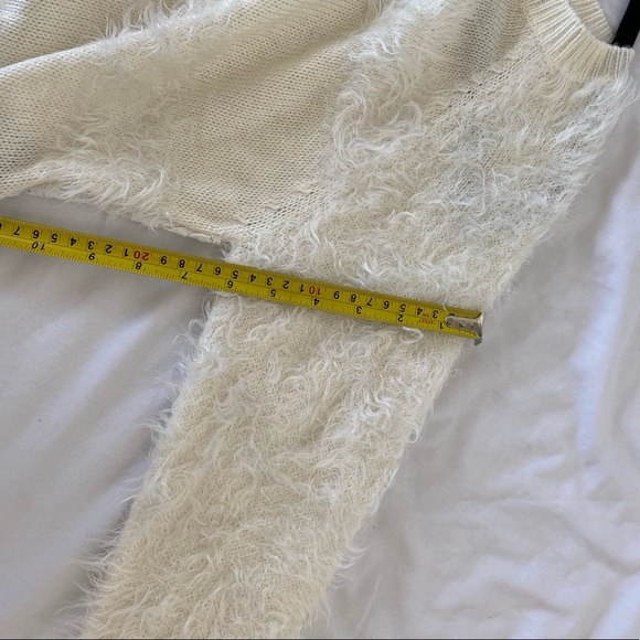 COXO Sweater size large - Picture 8 of 8